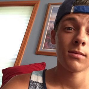 Meet your Posher, Corey